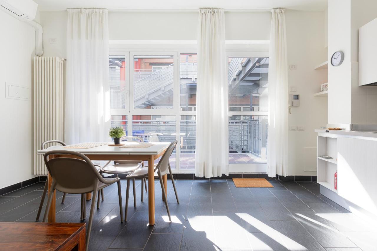 Apartment Guesthost - Industrial Design Near M4 Tolstoj *