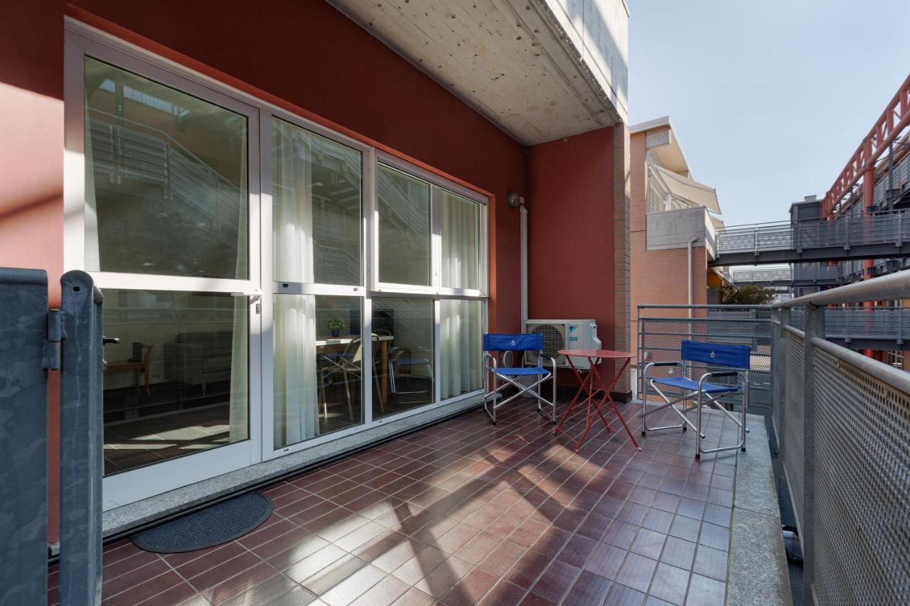 Guesthost - Industrial Design Near M4 Tolstoj * Milano